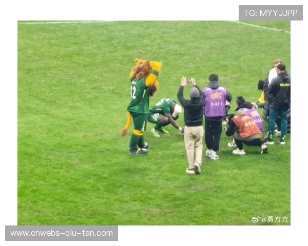 法比奥末轮大四喜逆转金靴，28球独占射手榜